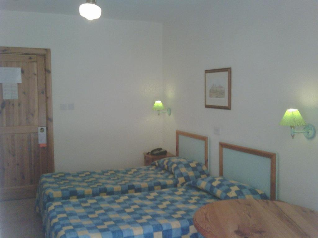The Mediterranea Hotel & Suites St. Paul's Bay Kamer foto